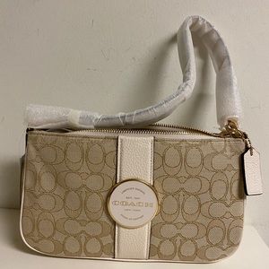 Coach signature canvas shoulder bag